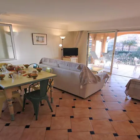 Port Marine Apartment Sainte-Maxime Exterior photo