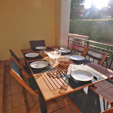 Port Marine Apartment Sainte-Maxime Exterior photo