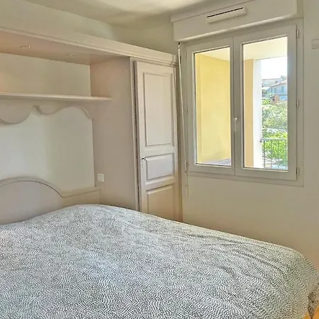 Port Marine Apartment Sainte-Maxime Exterior photo