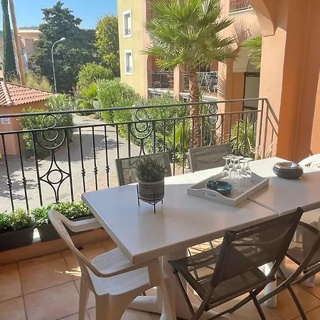 Port Marine Apartment Sainte-Maxime Exterior photo
