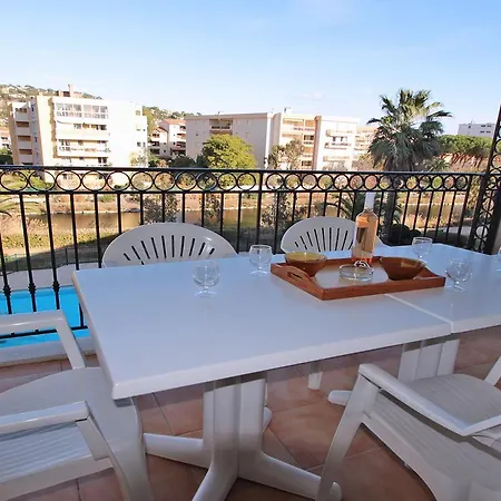 Port Marine Apartment Sainte-Maxime Exterior photo