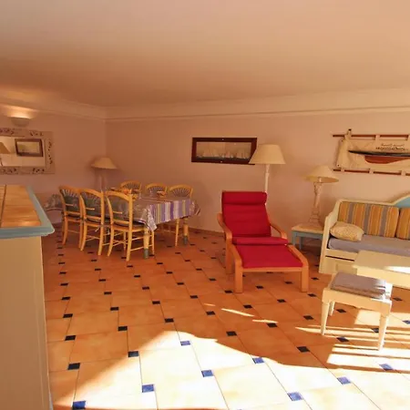 Port Marine Apartment Sainte-Maxime Exterior photo